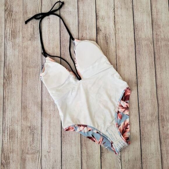 PINK Victoria's Secret Tropical Print Plunging V-Neck One-Piece Swimsuit - Picture 3 of 5